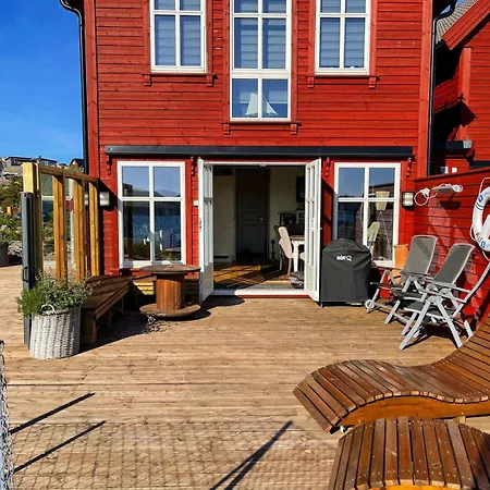 Sea, Jacuzzi, Beach, Seaview, Boat Holiday home *
